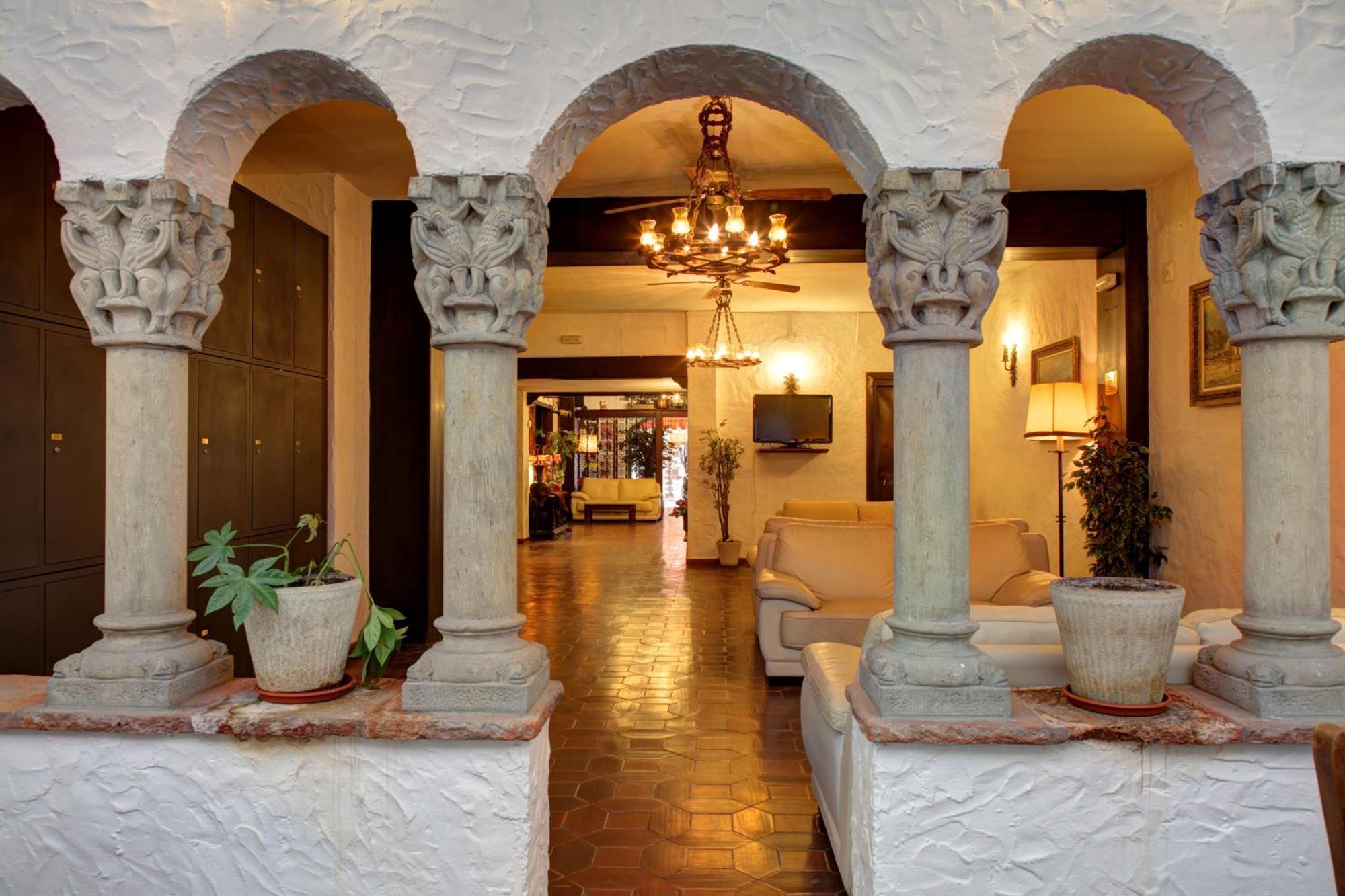 Hotel El Cid Sitges Zewnętrze zdjęcie
